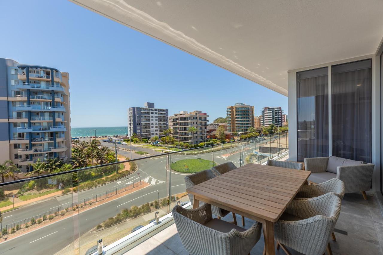 Astina Suites, Forster Bagian luar foto